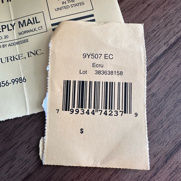 NWT - Dooney & Bourke ECRU Florentine Leather Continental Clutch - Picture 10 of 13